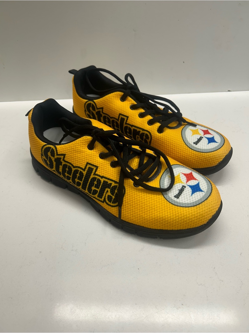 Pittsburg Steelers Men’s Sneakers Size 11